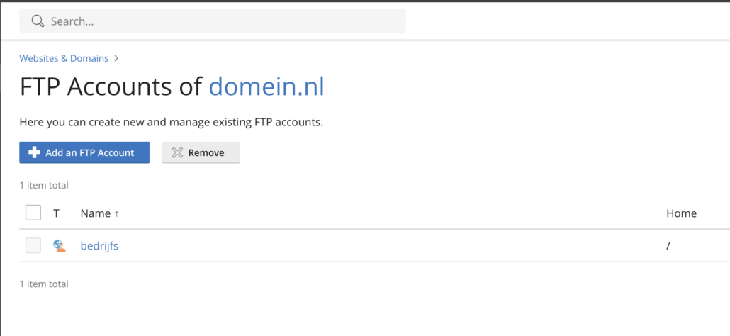 Plesk: het FTP Accounts-overzicht met de knop Add an FTP Account
